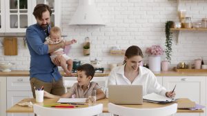 Work-Life Balance Tips for Busy Parents: Navigating Career and Family  Demands